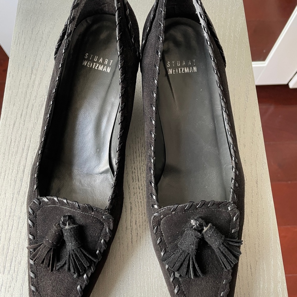 Womens Stuart Weitzman Barclo Black Suede Kitten Heel Shoe Size 7.5 US.